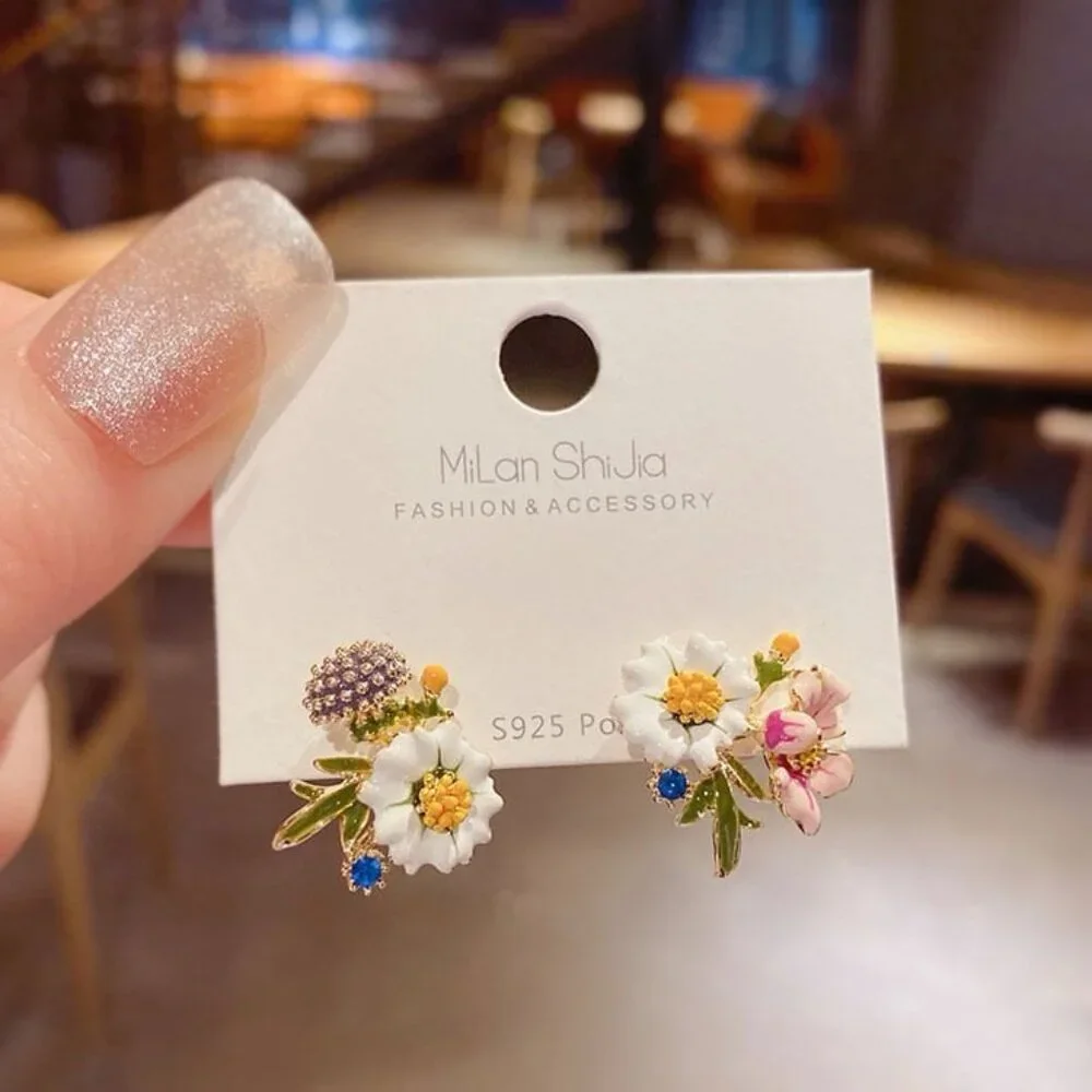 Small daisy glaze niche earrings - Picture 4 of 6